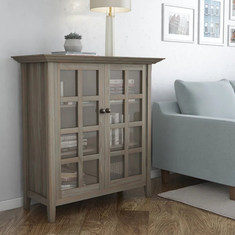 Armoire de rangement en bois massif Normandy de 39 po – 39 larg. x 17 prof. x 42,2 haut.