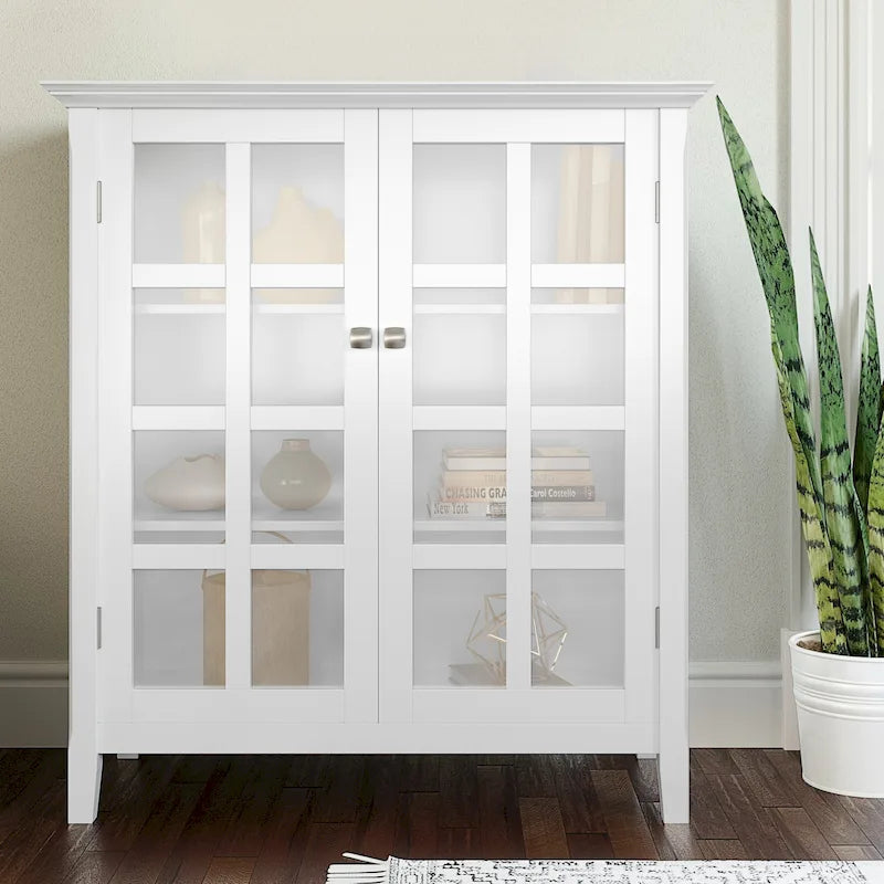 Armoire de rangement en bois massif Normandy de 39 po – 39 larg. x 17 prof. x 42,2 haut.