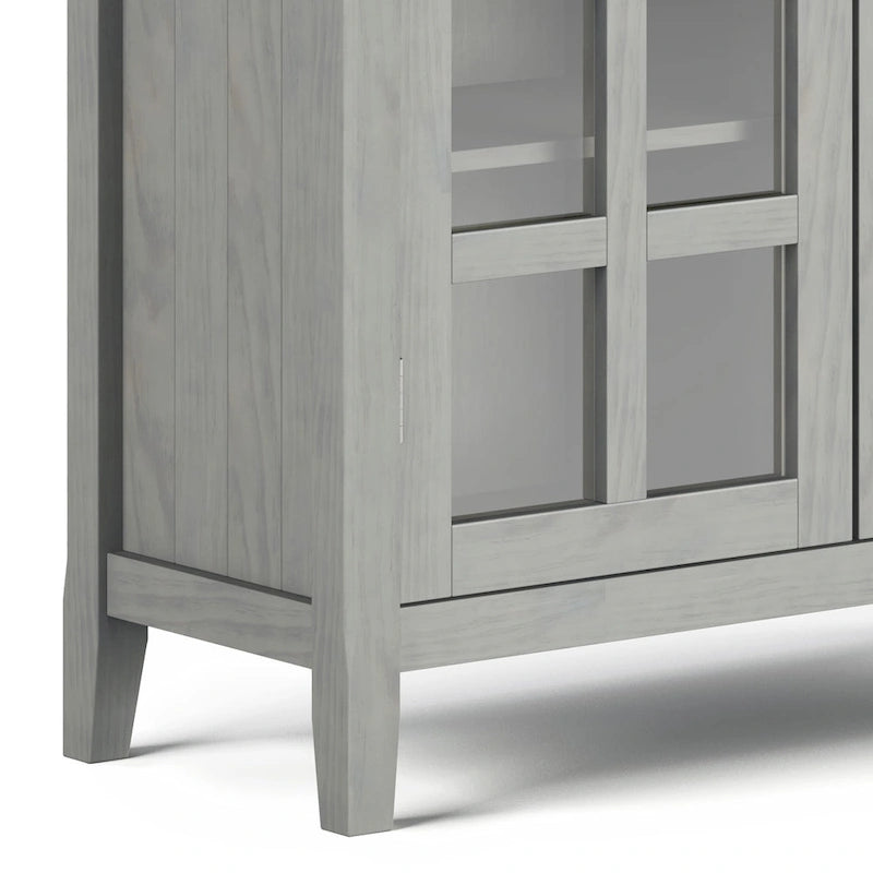 Armoire de rangement en bois massif Normandy de 39 po – 39 larg. x 17 prof. x 42,2 haut.