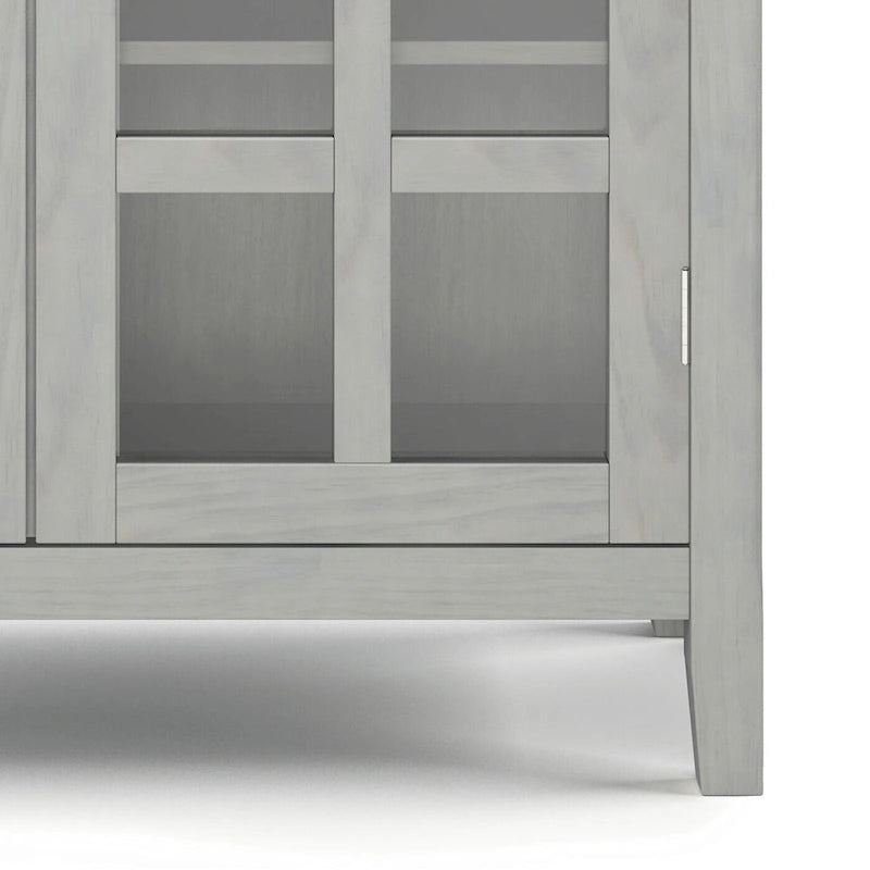Armoire de rangement en bois massif Normandy de 39 po – 39 larg. x 17 prof. x 42,2 haut.