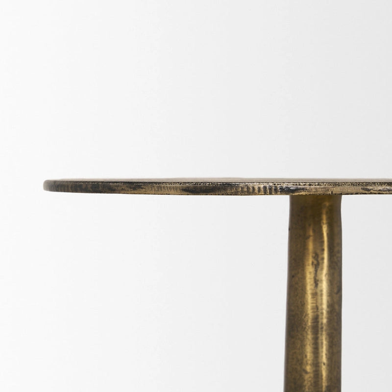 Table d'appoint en métal doré de grande taille